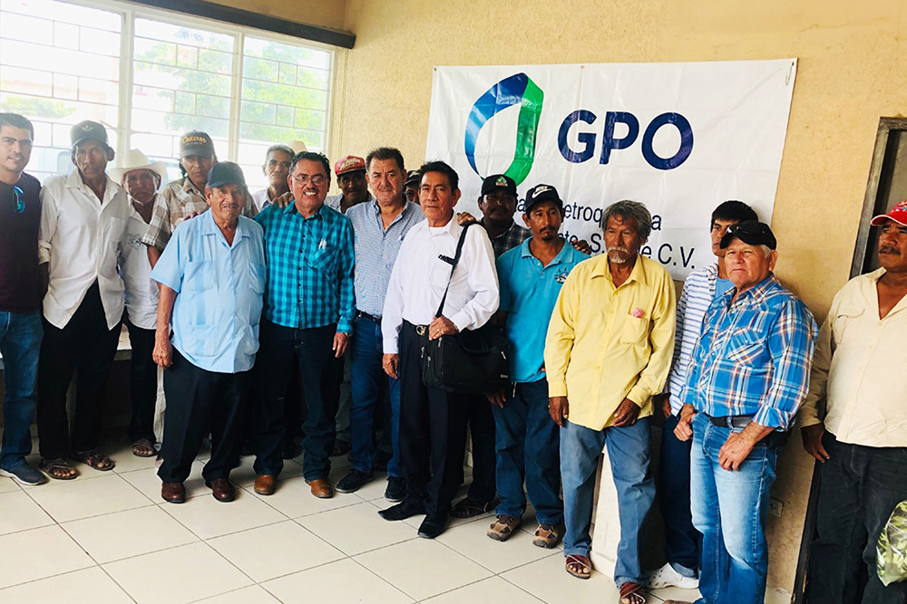 Así también, GPO entiende la problemática de los pescadores, por lo que ya cuenta con un acuerdo de entendimiento con siete de las diez cooperativas que se benefician de la zona pesquera para conformar una sociedad en la que participen todos los pescadores, aportando GPO las instalaciones necesarias para el debido procesamiento del producto y la comercialización directa en los centros de consumo, con la finalidad de obtener mejores precios de venta.